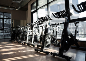 Велодорожки в спортивном зале